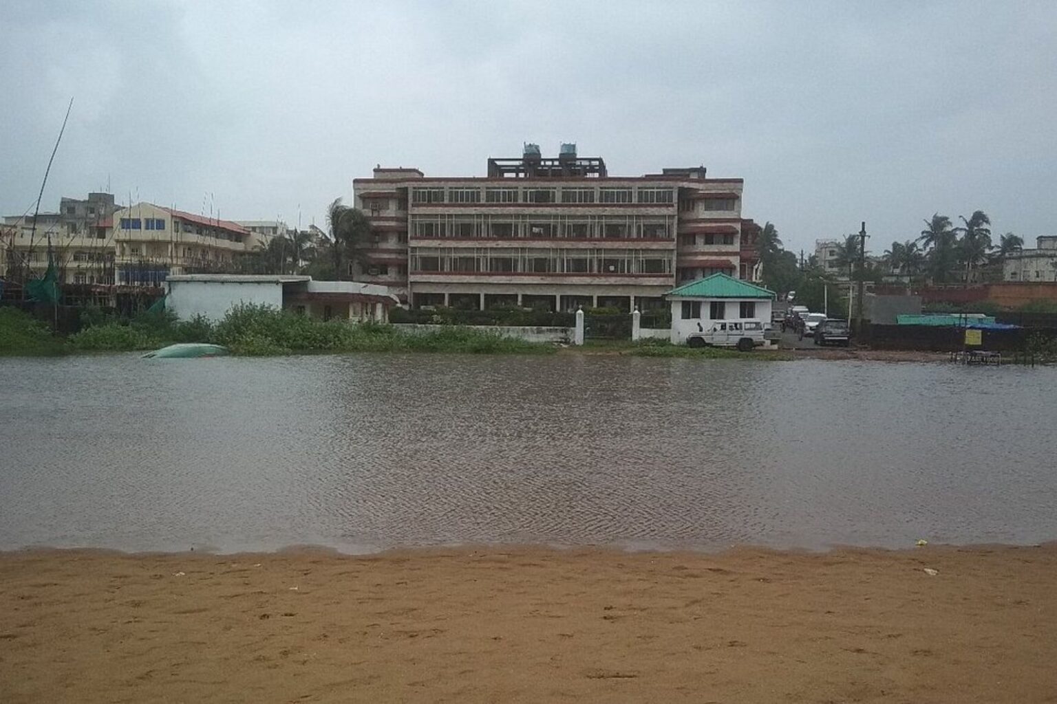 4 bedded room in puri