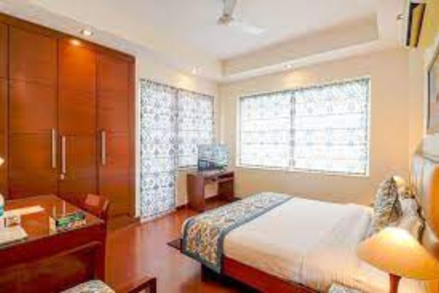 ahuja residency sector 44 noida