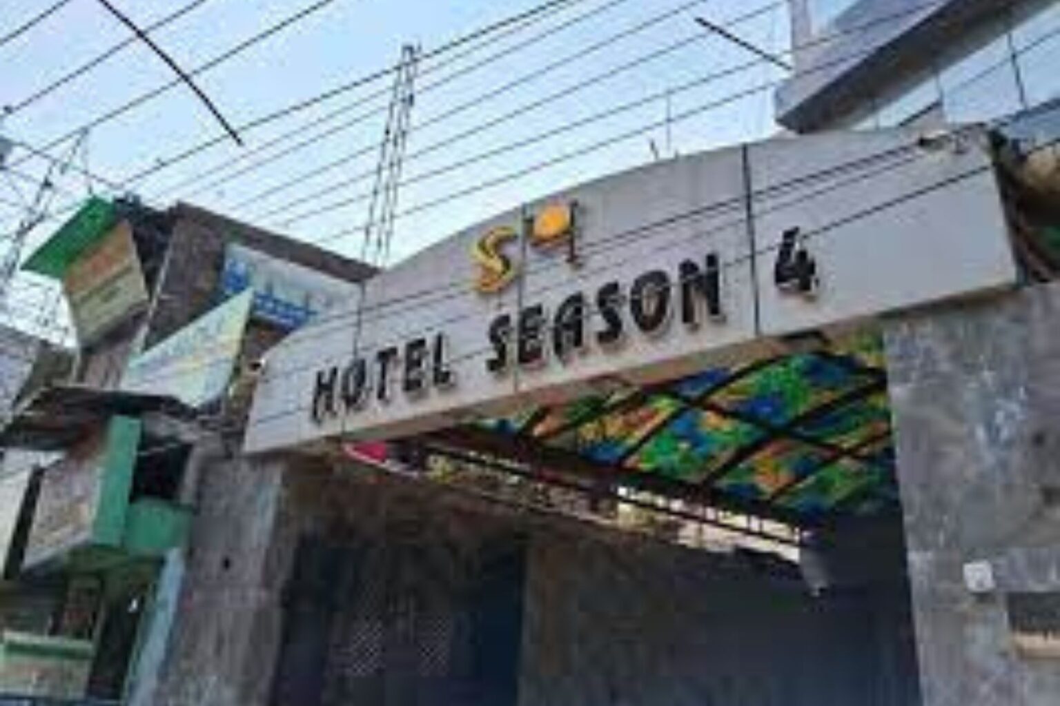 How to reach Hotel Season 4 Patna hotel season 4 patna