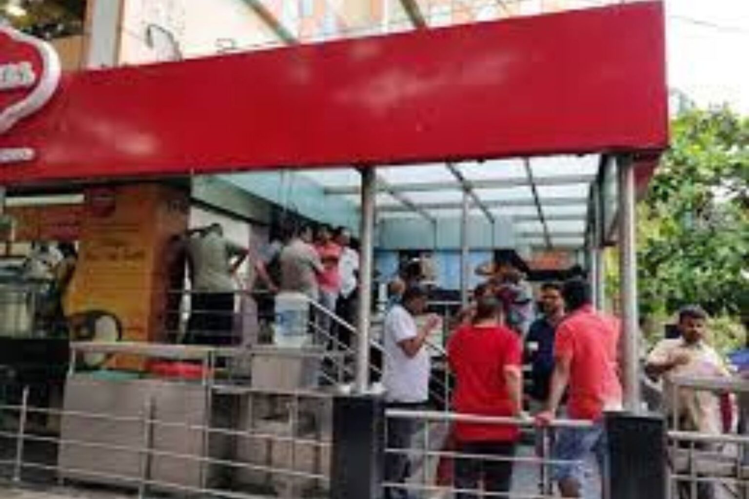 How to reach Maiyas Jayanagar 4th Block Restaurant maiyas jayanagar 4th block