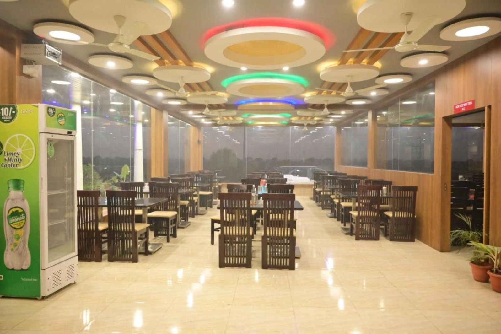 nh4 restaurant
