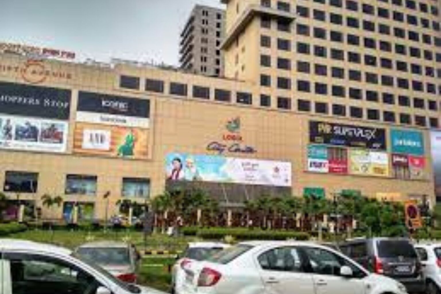 How to reach Sector 32 Noida Mall Logix City Center sector 32 noida