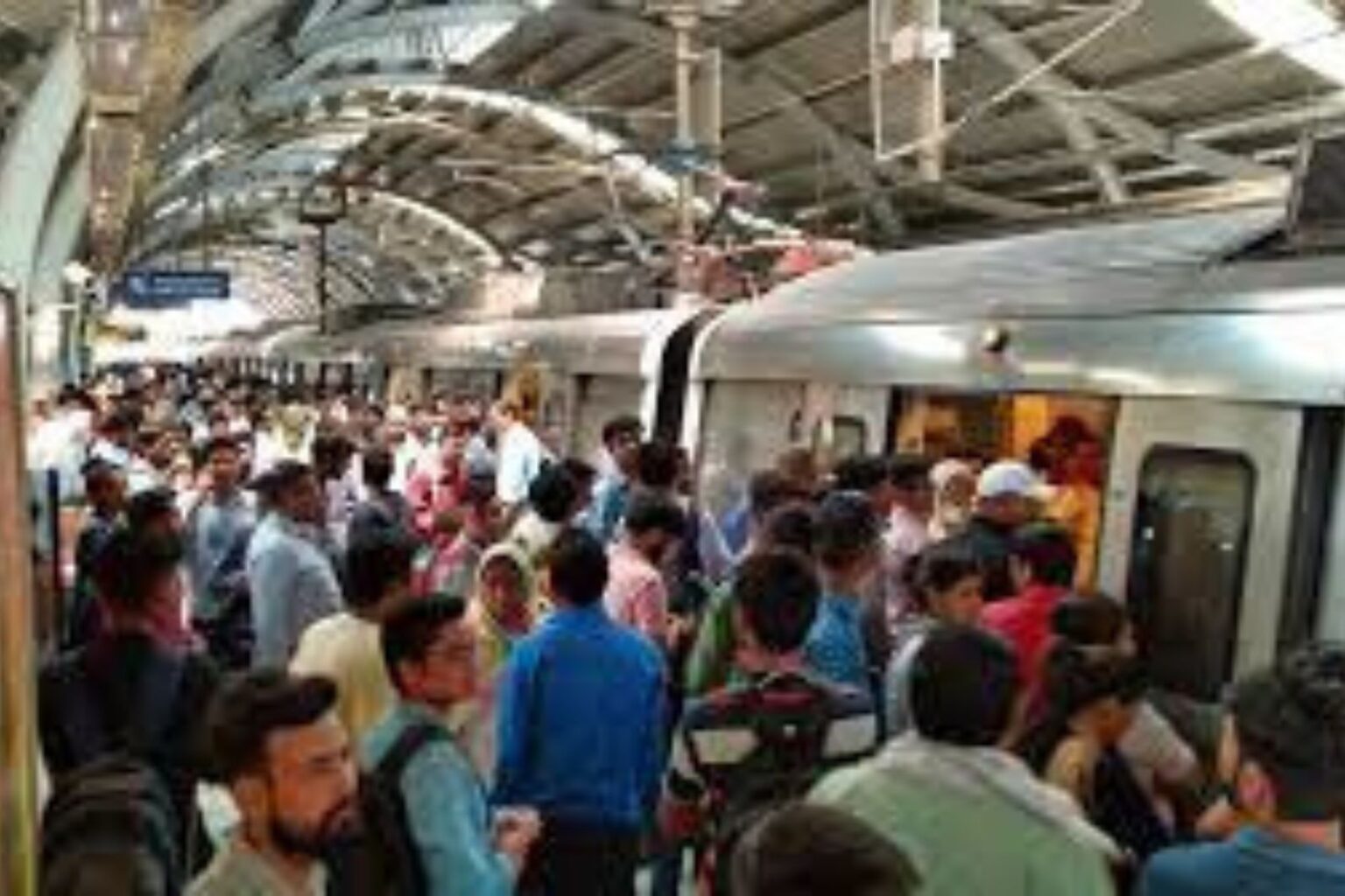 How to reach Udyog Vihar Phase 2 Metro Station udyog vihar phase 2