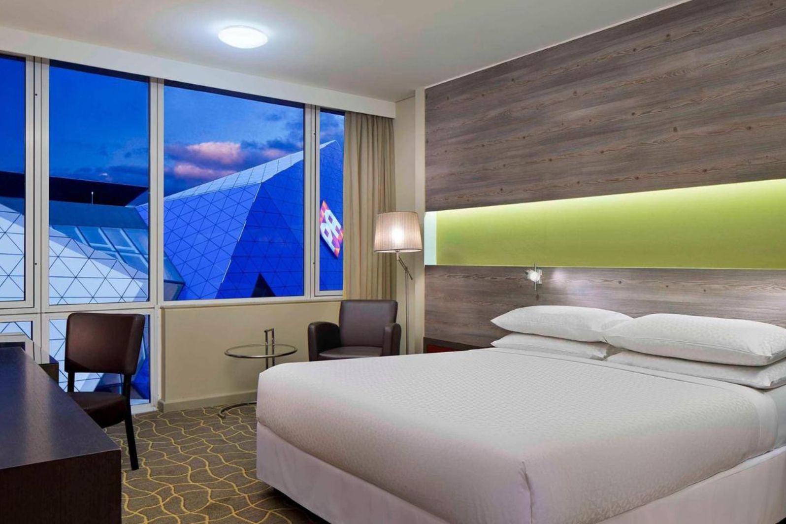 4 points by sheraton perth