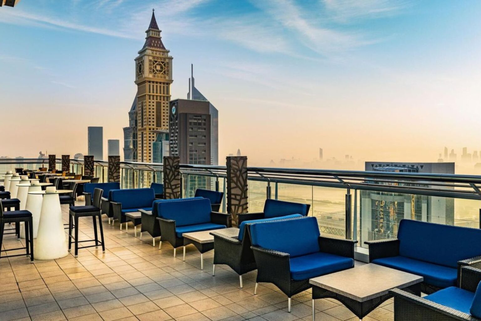 How to reach 4 Points Sheraton Sheikh Zayed Road Hotel 4-points-sheraton-sheikh-zayed-road