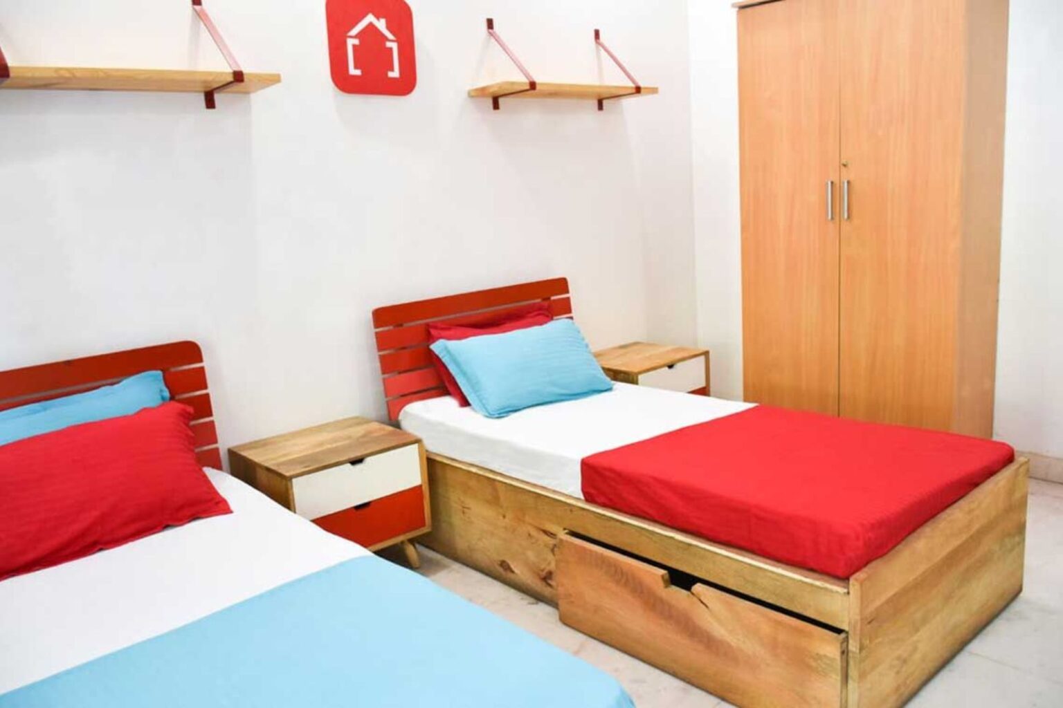 How to reach FLH 4 Hostel in Ahmedabad flh 4