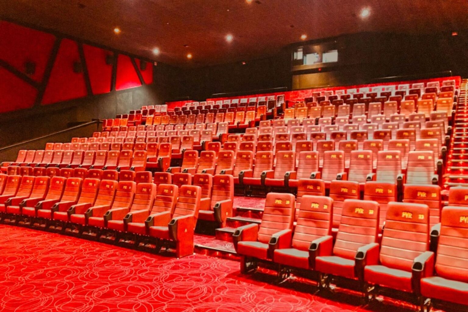 pvr market city kurla 4dx
