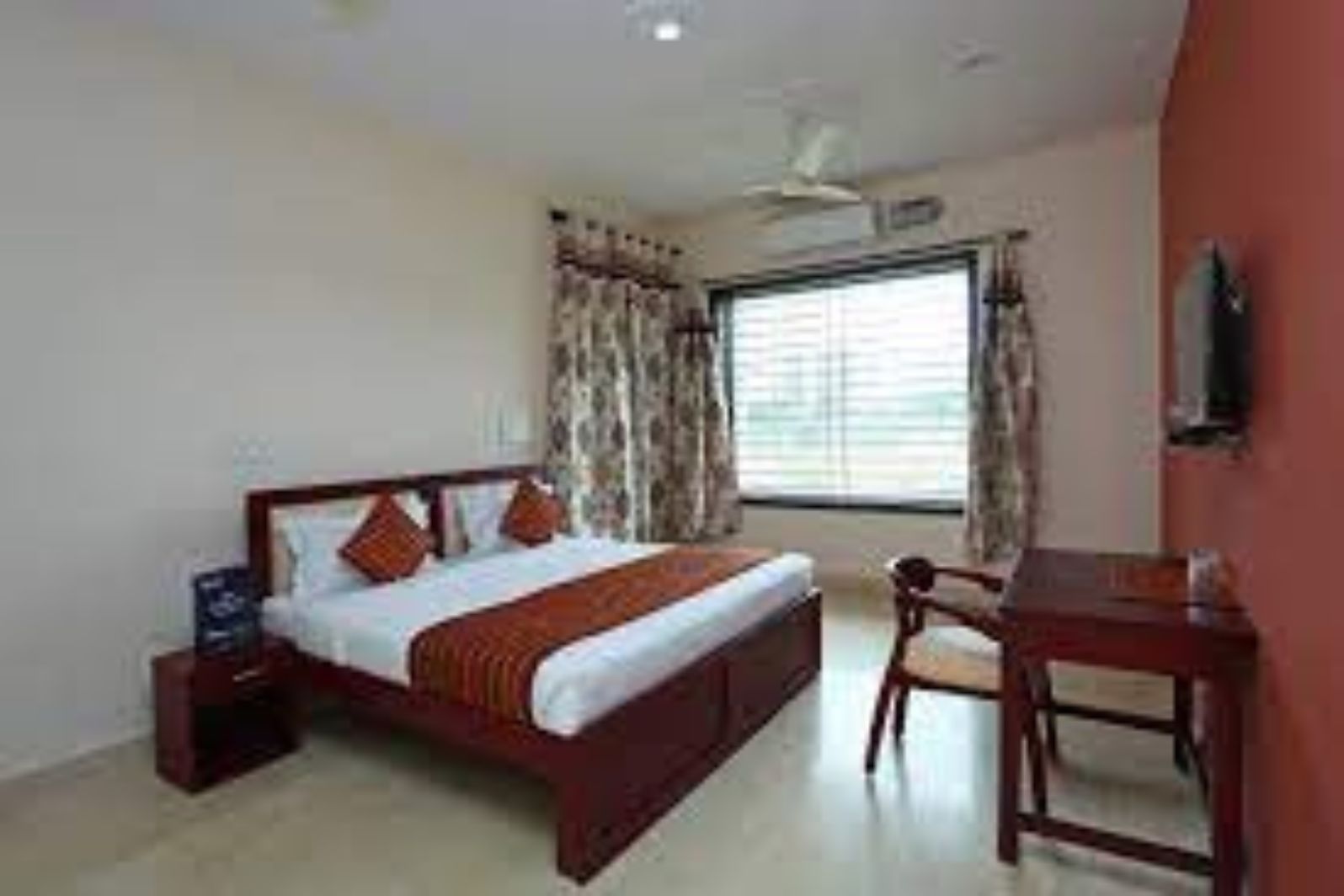 oyo rooms sector 46 noida